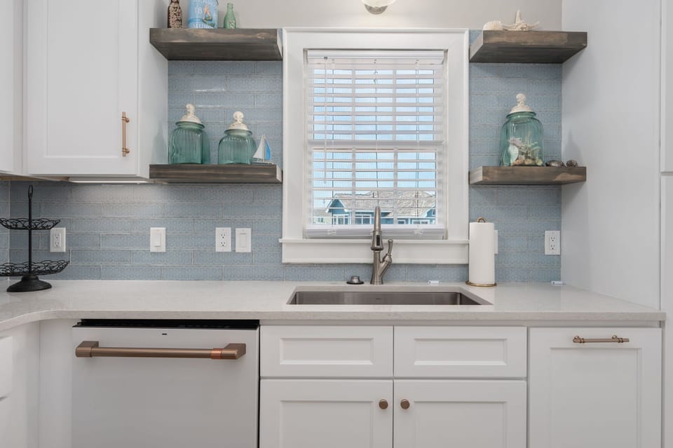 SS32: Sand Fiddler Days | Updated TL Kitchen Area 