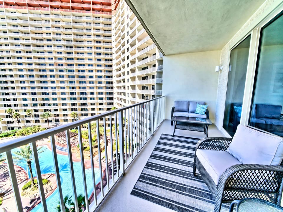 EXCELLENT view of the beautiful lagoon pool & beach from the spacious balcony.