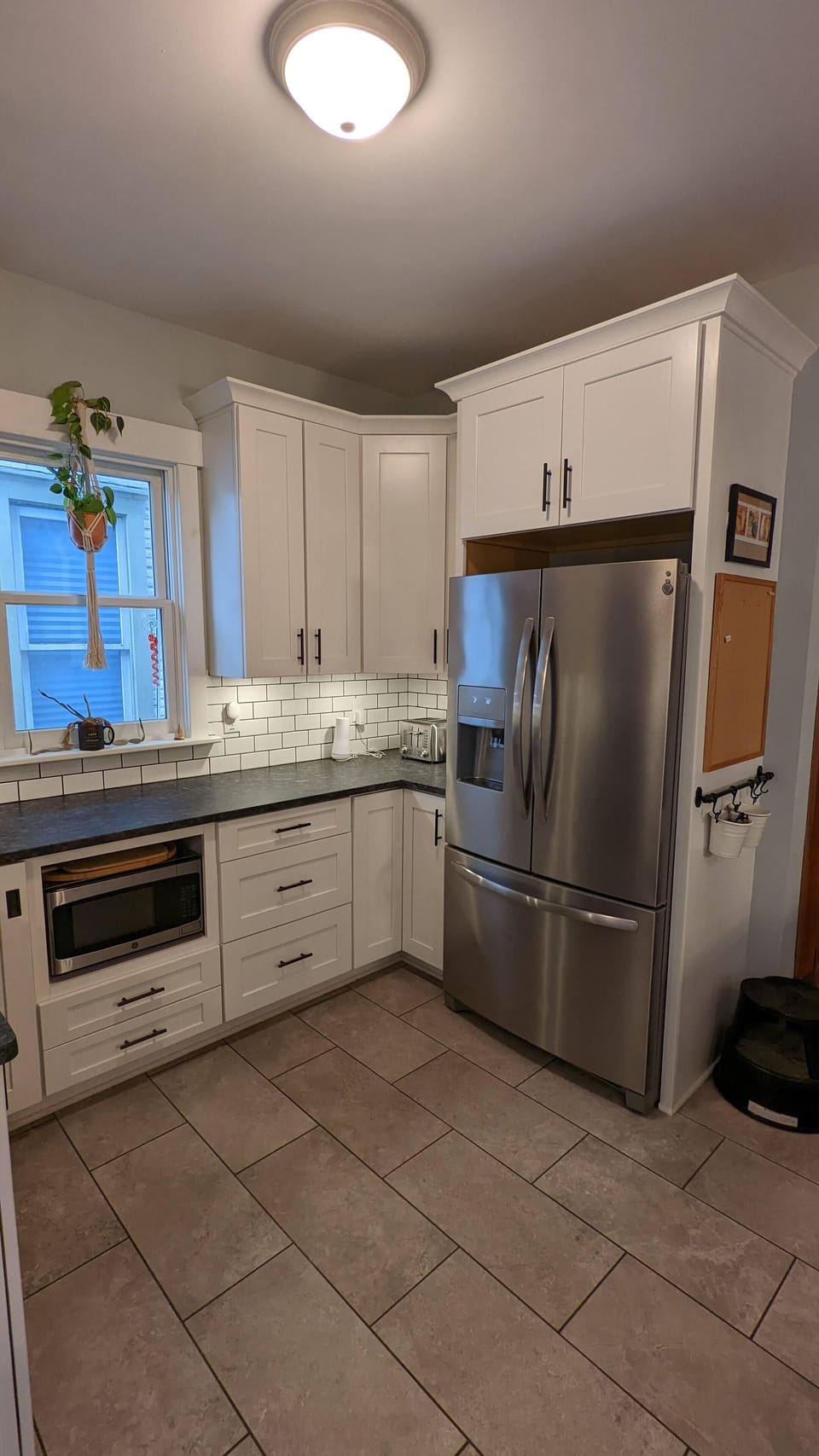  Ample counter space. Let your inner chef shine brightly here!