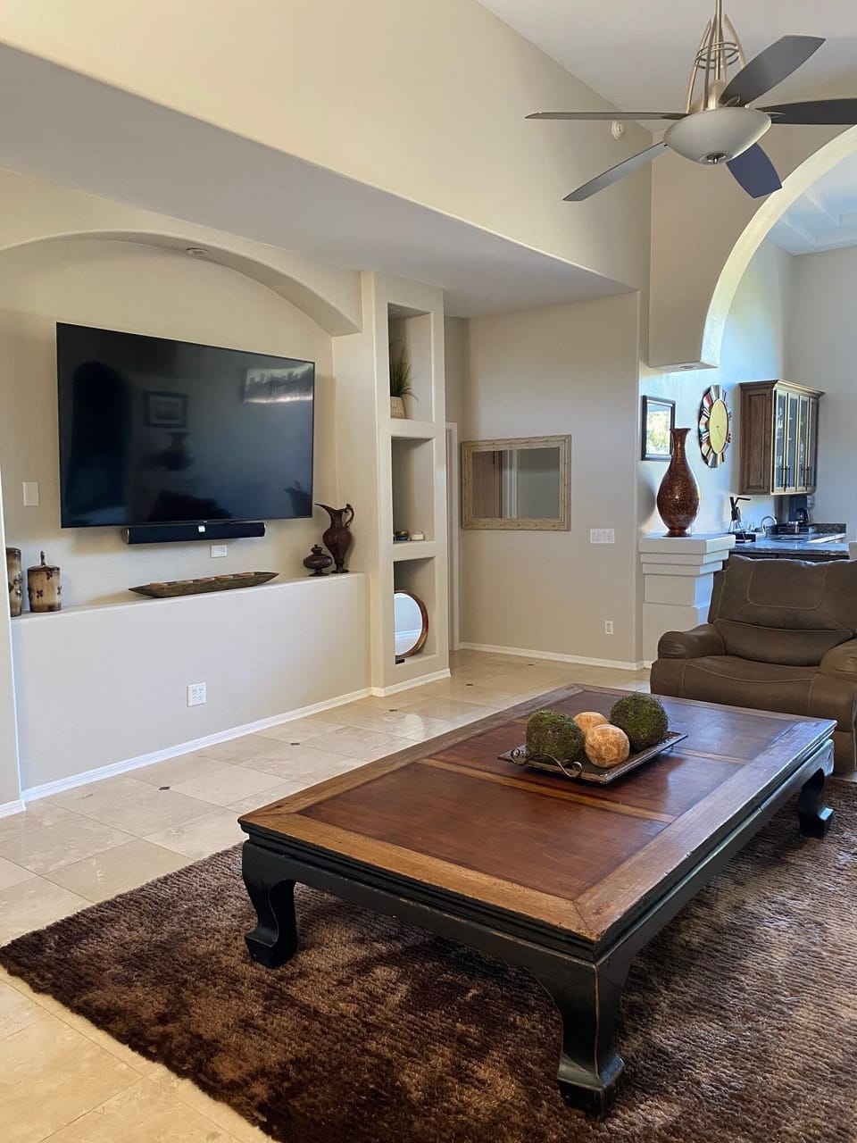 Watch the Thanksgiving Day parade and Football on this 85in TV 