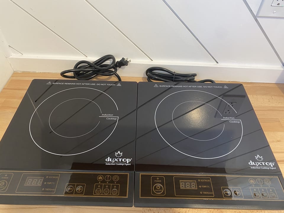 Dual countertop burner
