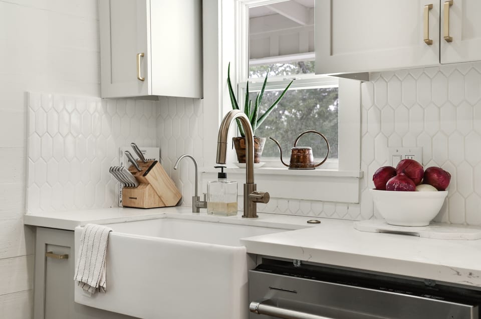 Fully-stocked kitchen