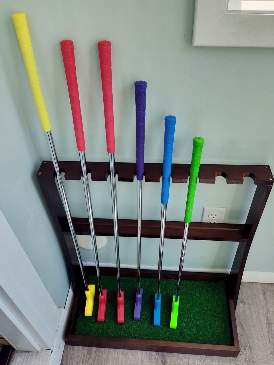 We have mini golf clubs of all sizes for everyone to enjoy!
