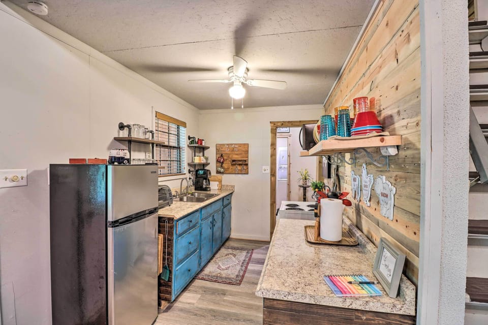 Kitchen | Well-Equipped | Cooking Basics | Coffee Maker