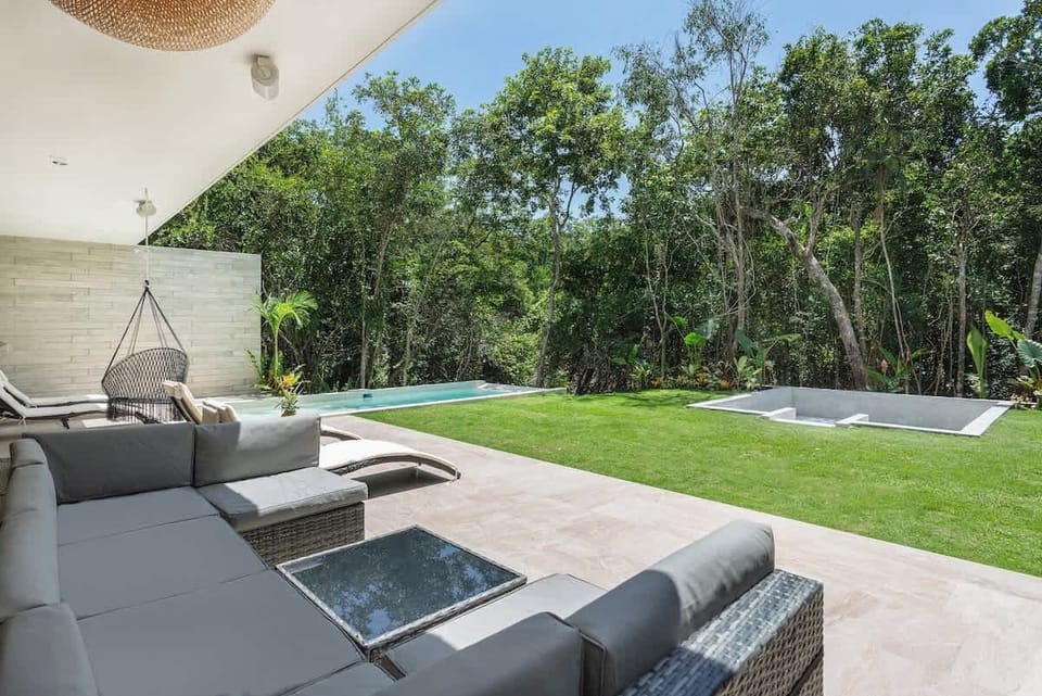 Jungle View. Please note landscape can change due to season and becasue of construction of other houses. 