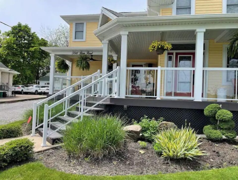 Front Gardens