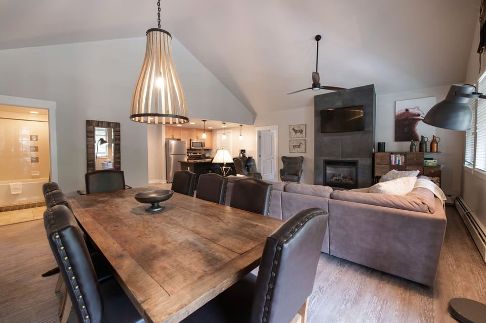 Furniture, Table, Dining Room, Dining Table, Indoors
