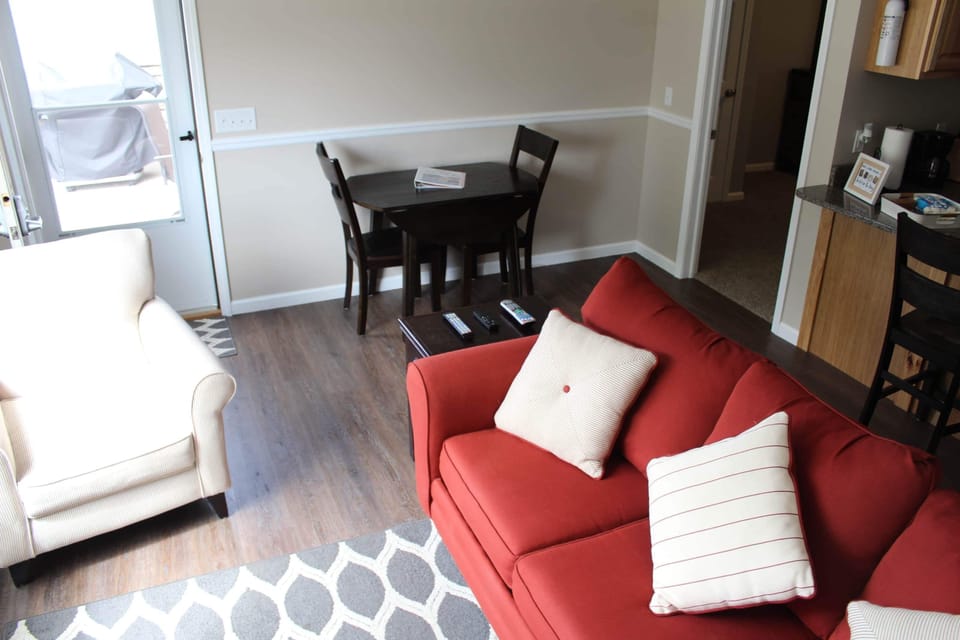 Living/Dining Room