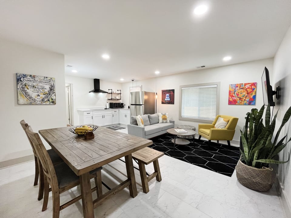 Living and dining area