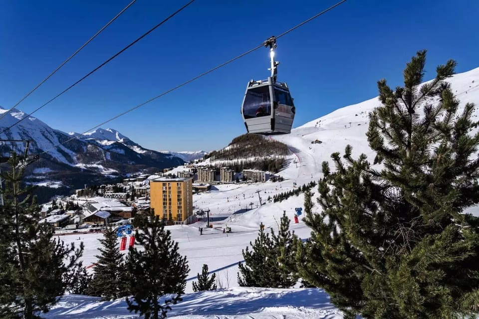 Snow and ski sports