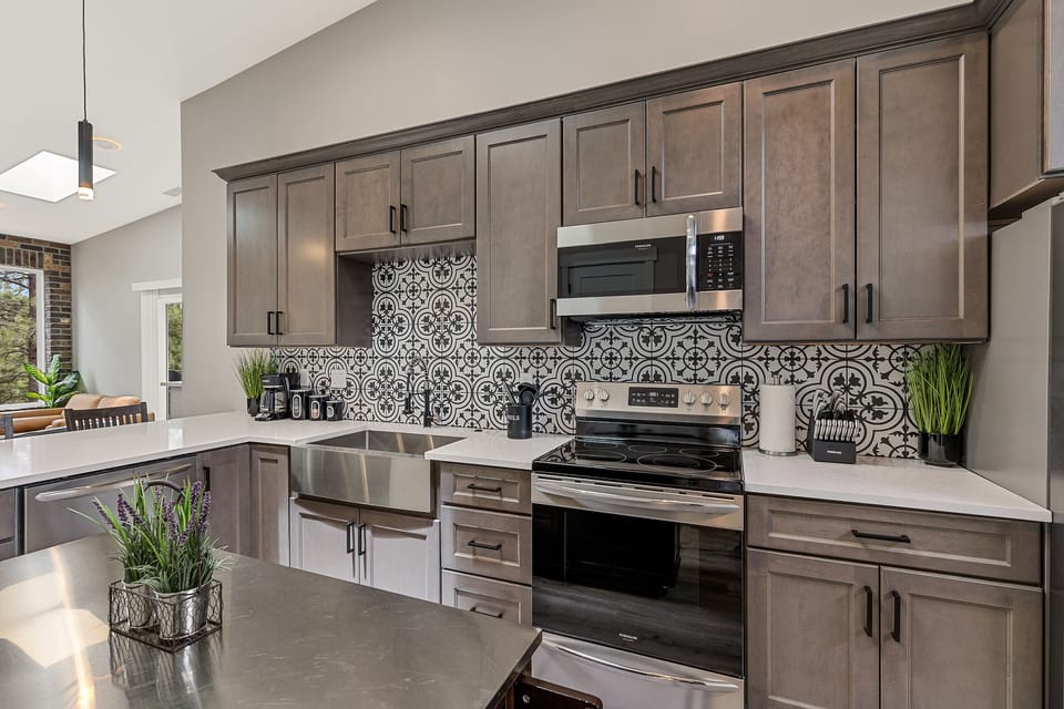 Fully Stocked Kitchen