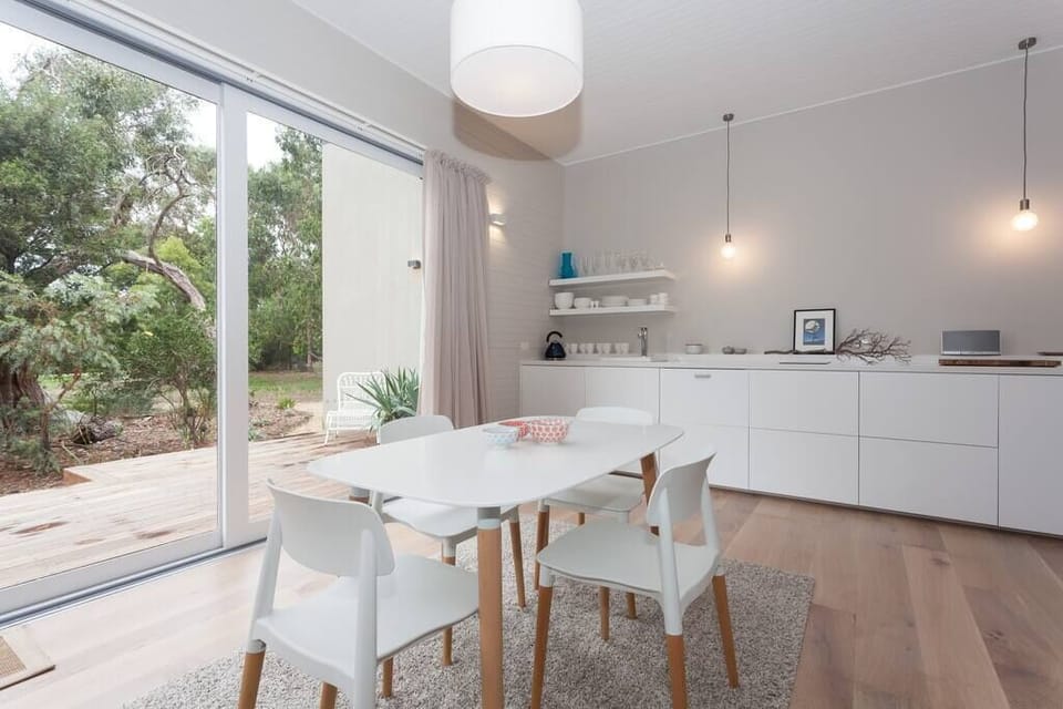 Studio Two Dining room / Kitchen with view out to the gardens
