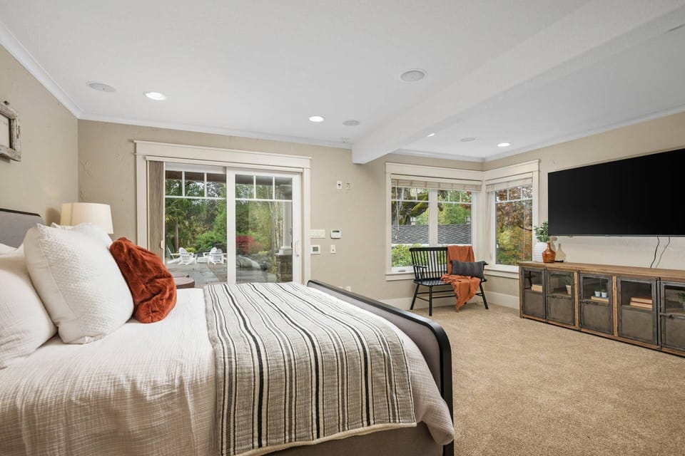 Sleep in and treat yourself to a chill day. You deserve it, you're on vacation!