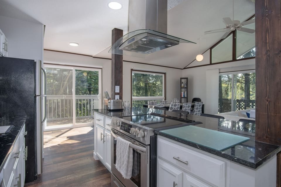 Open Kitchen