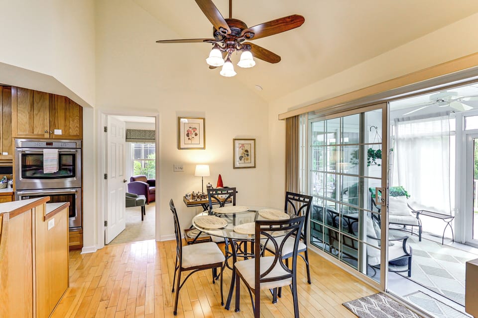 Additional Dining Area