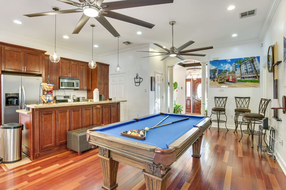 Game Room & Kitchen | Pool Table