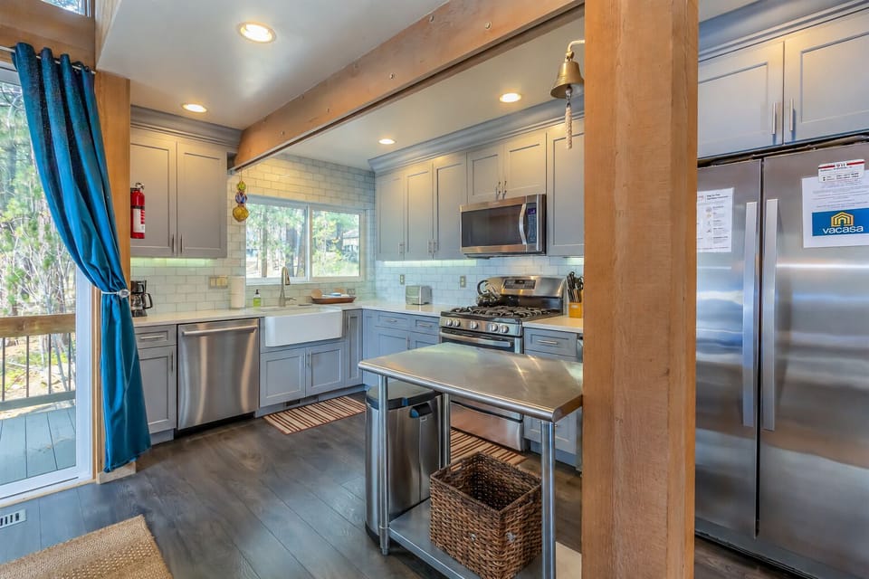 Kitchen - Main Level