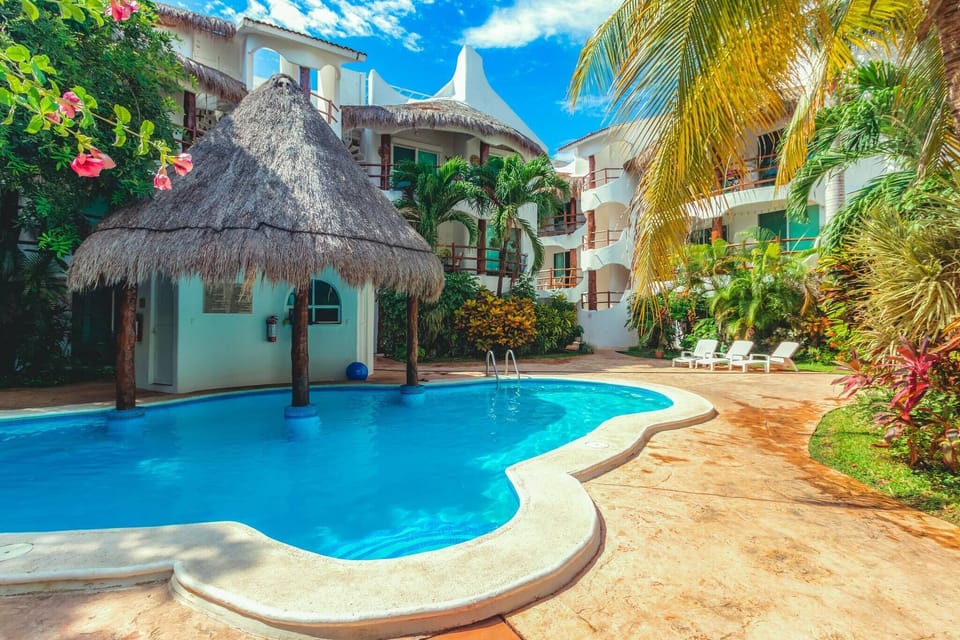 Swimming pool