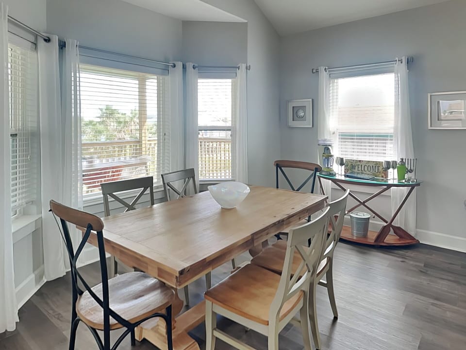 Dining Table with Bar Cart