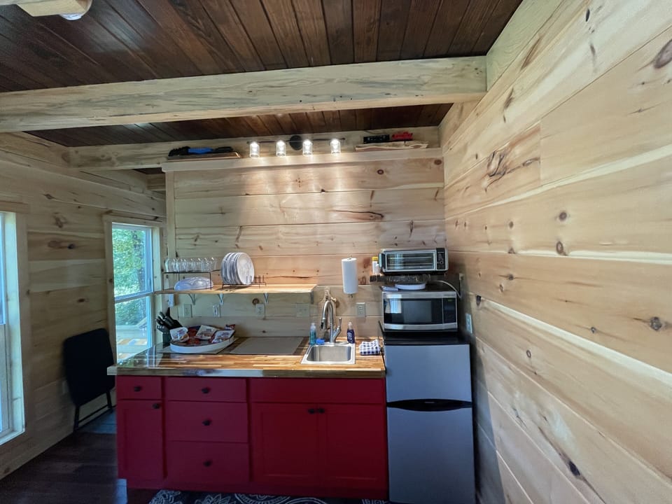 Kitchenette 
