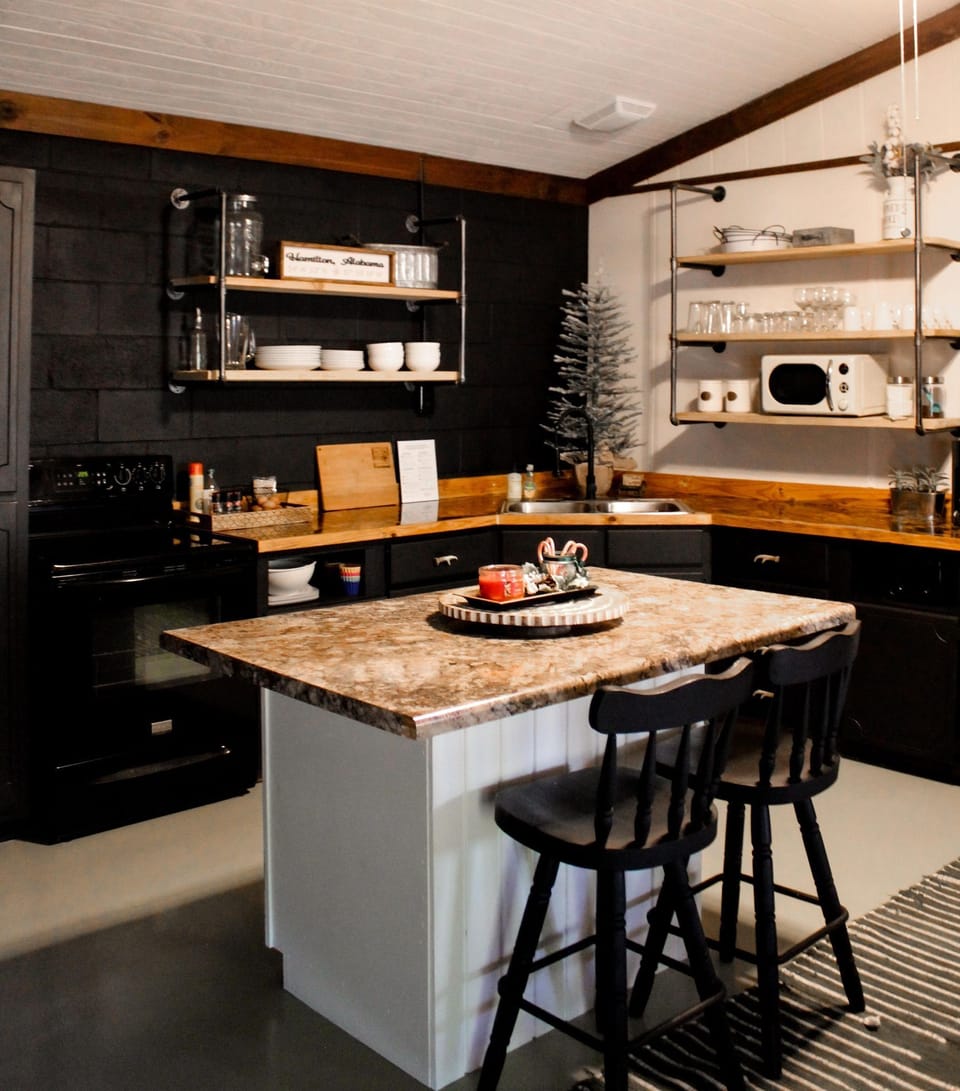 Kitchen bar