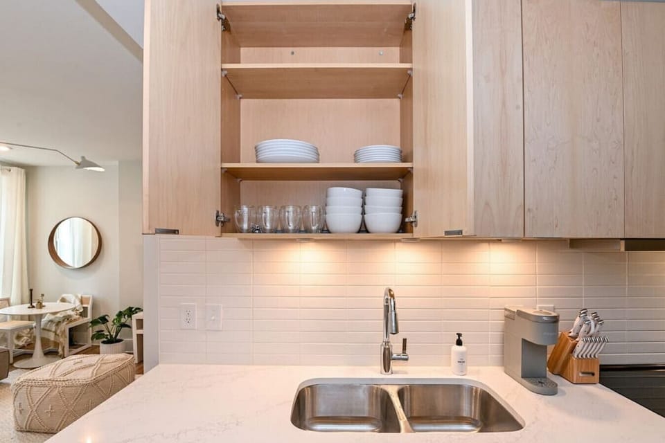 Fully Stocked Kitchen
