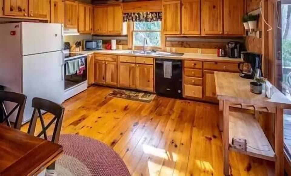 Spacious Kitchen