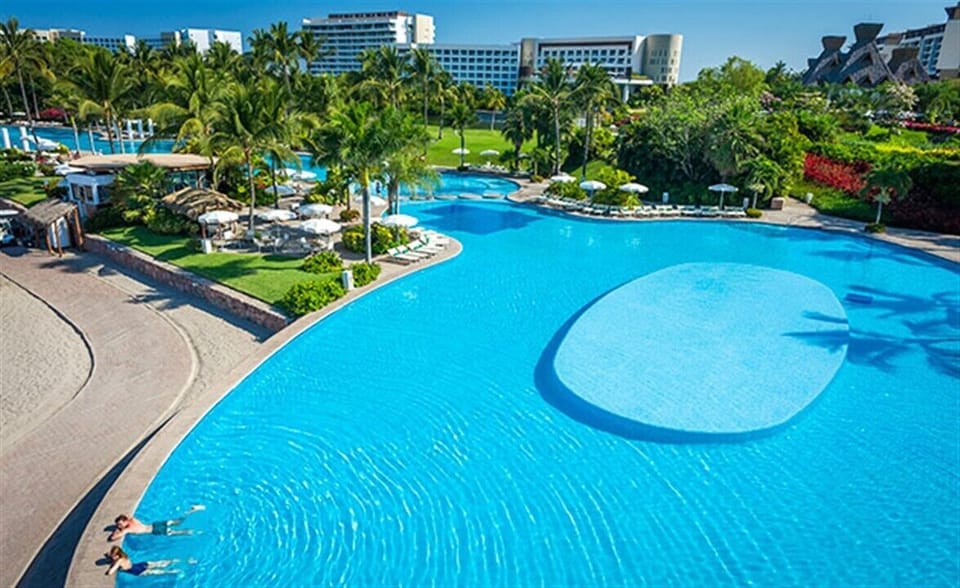 Pool area
