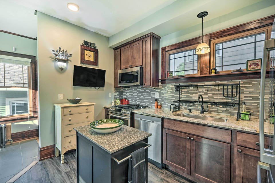 Kitchen | Smart TV