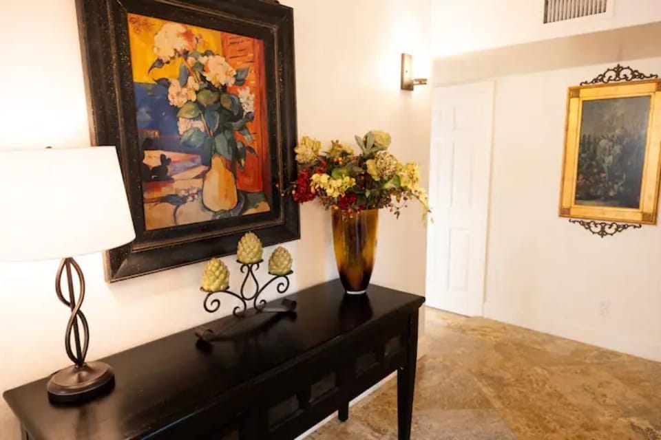 The foyer and main entrance to your vacation get-away. 