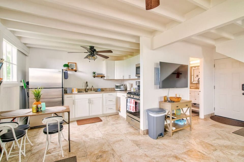 spacious dining area