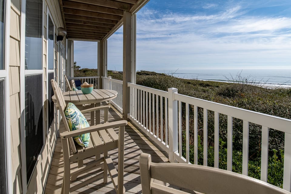The porch views are perfection.
