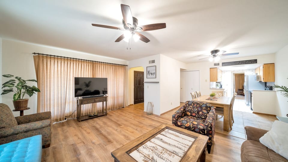 Large open Great Room w/ a new 55" TV perfect for movie nights or Netflix series