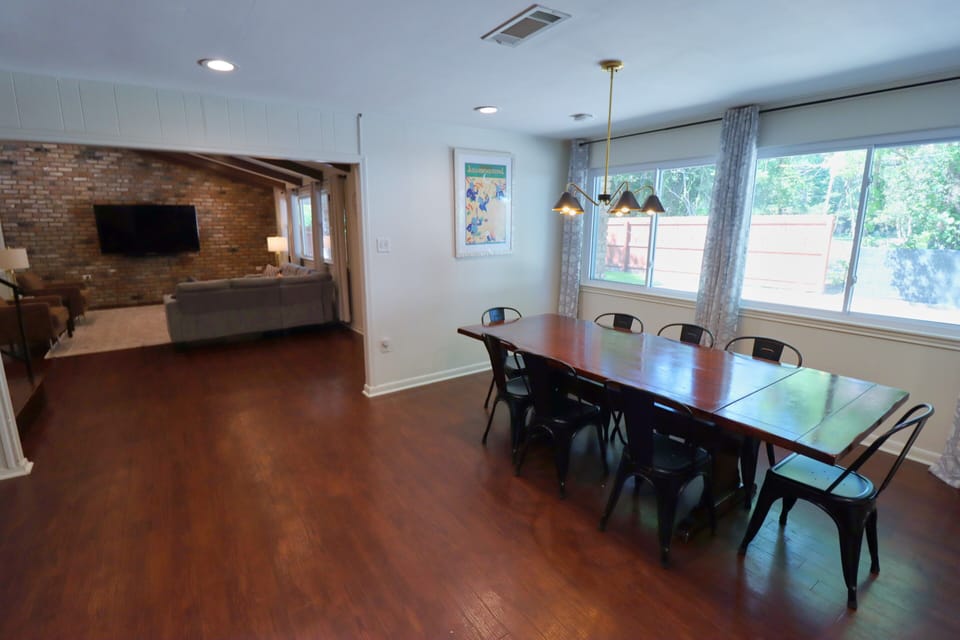 Soft white chandelier perfect for large group dinners