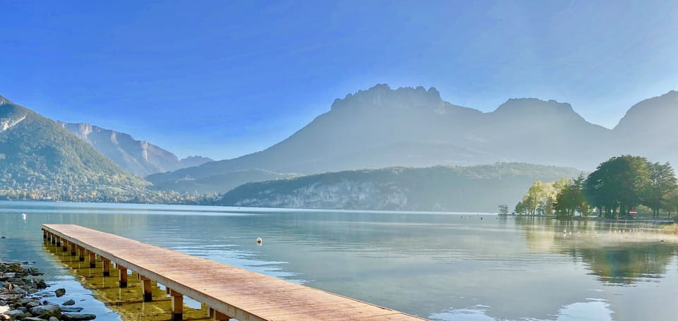 Beachfront apartment rental at Lake Annecy