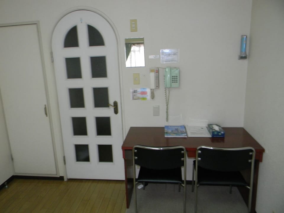With writing desk
