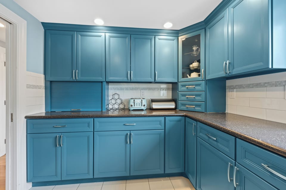 Tons of cabinets