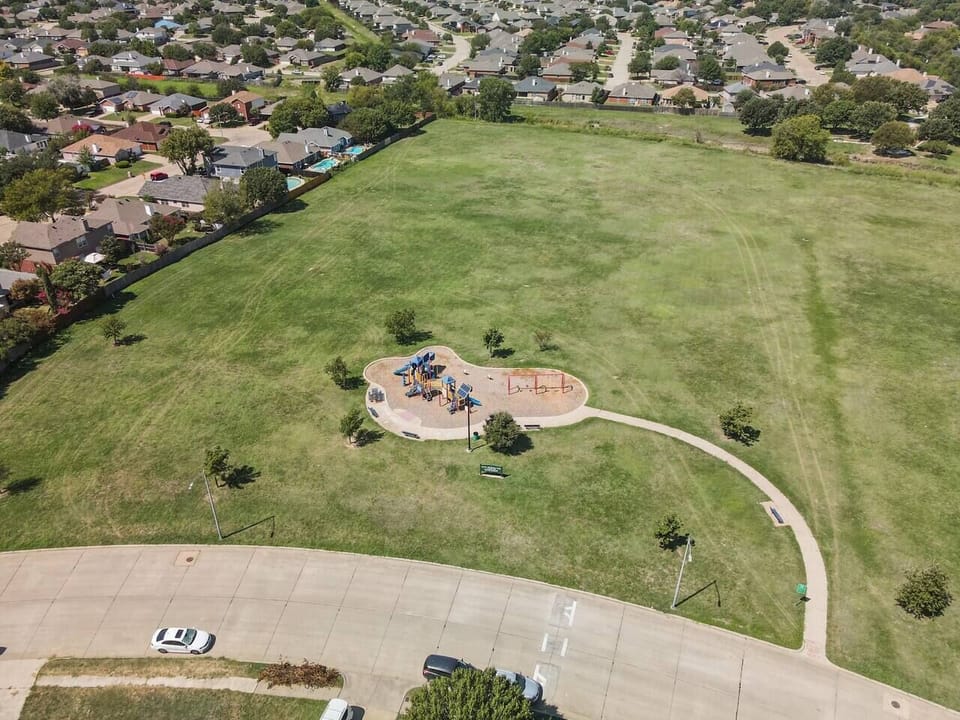 A local park is walking distance so the little ones in your life can stretch and play!