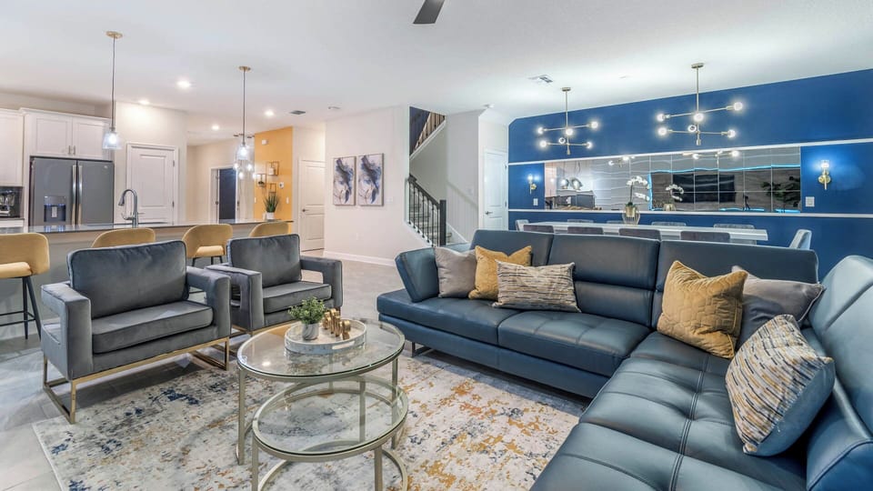 This villa has a total of 8 bedrooms.