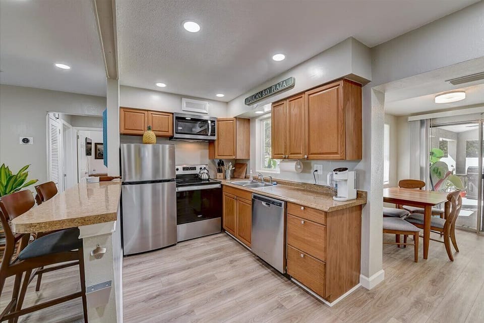 Equipped kitchen.