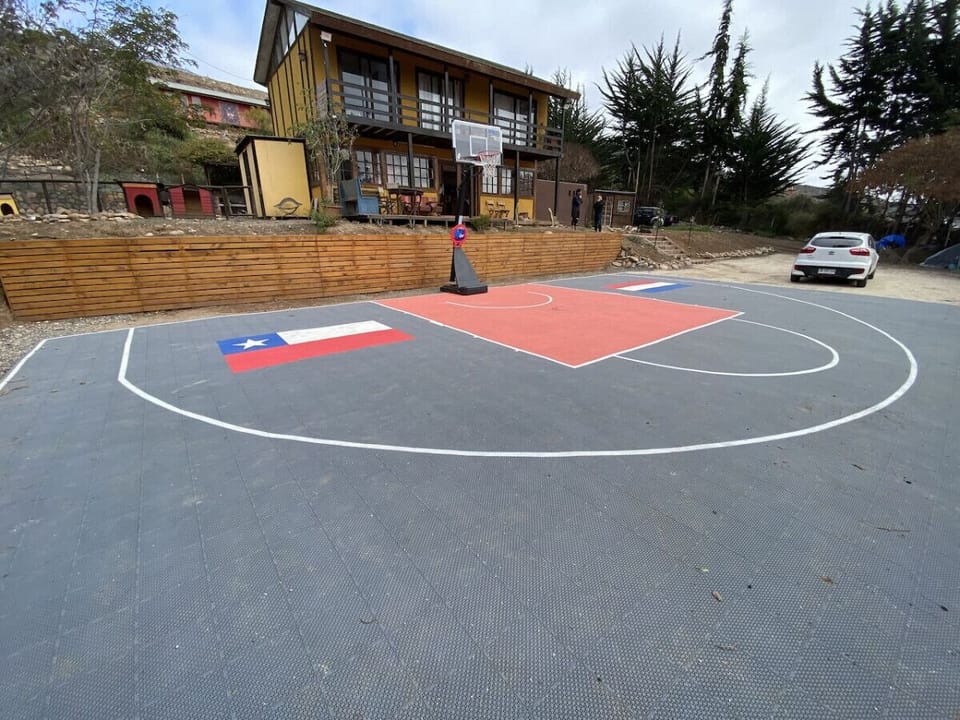 Sport court