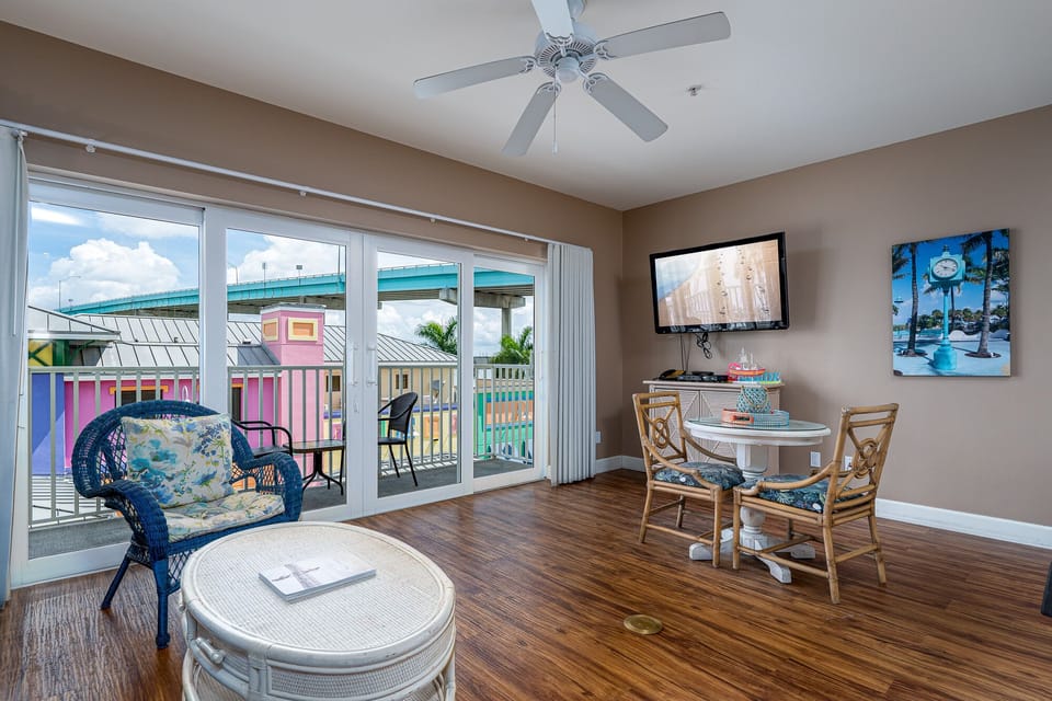 Harbor20House20307-6