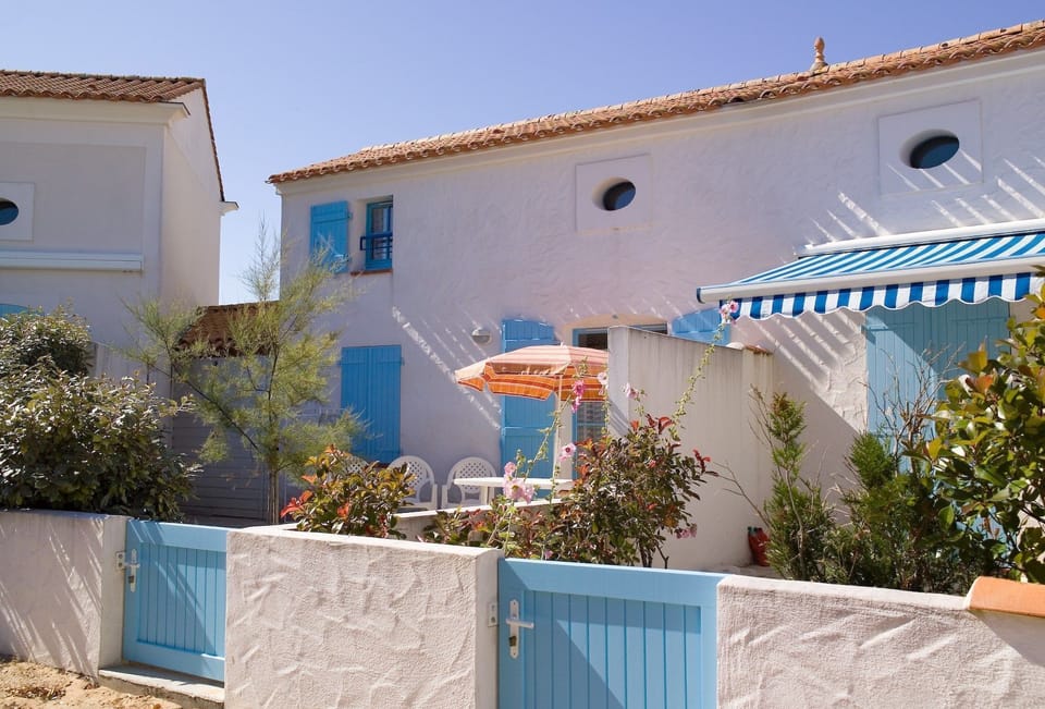 You will love the classic French design and architecture!
