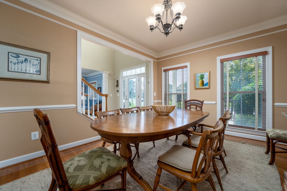 Formal dining