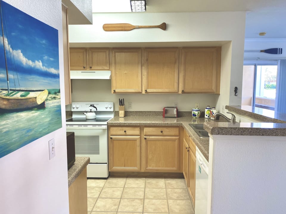 First time offered so kitchen items are all NEW!