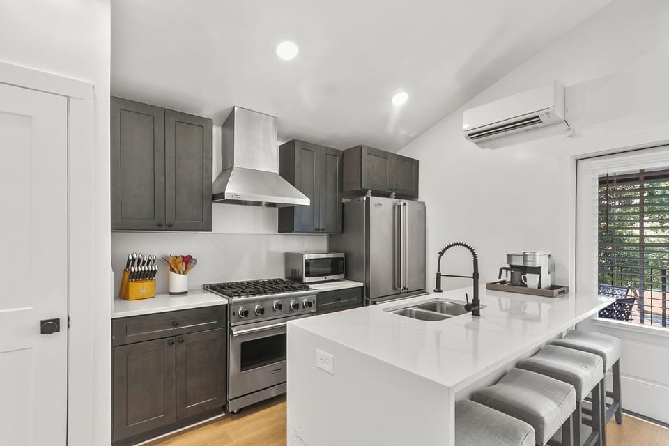 Kitchen with Viking Appliances