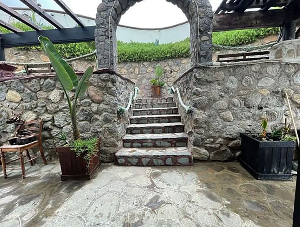 Stone work arch