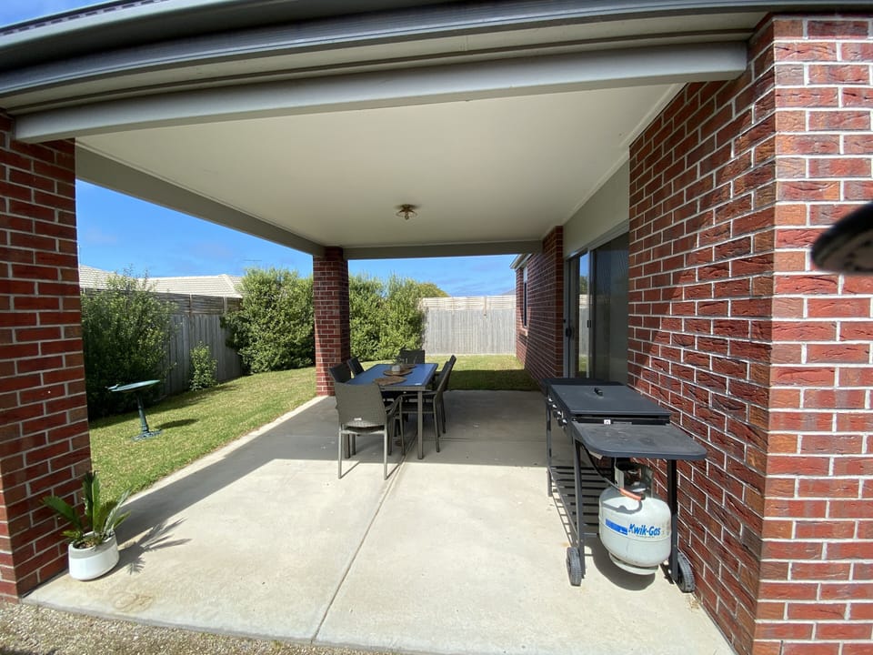 Undercover alfresco area at rear