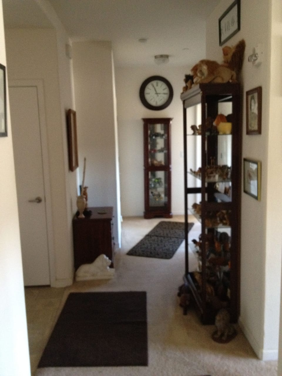 hallway to bedrooms