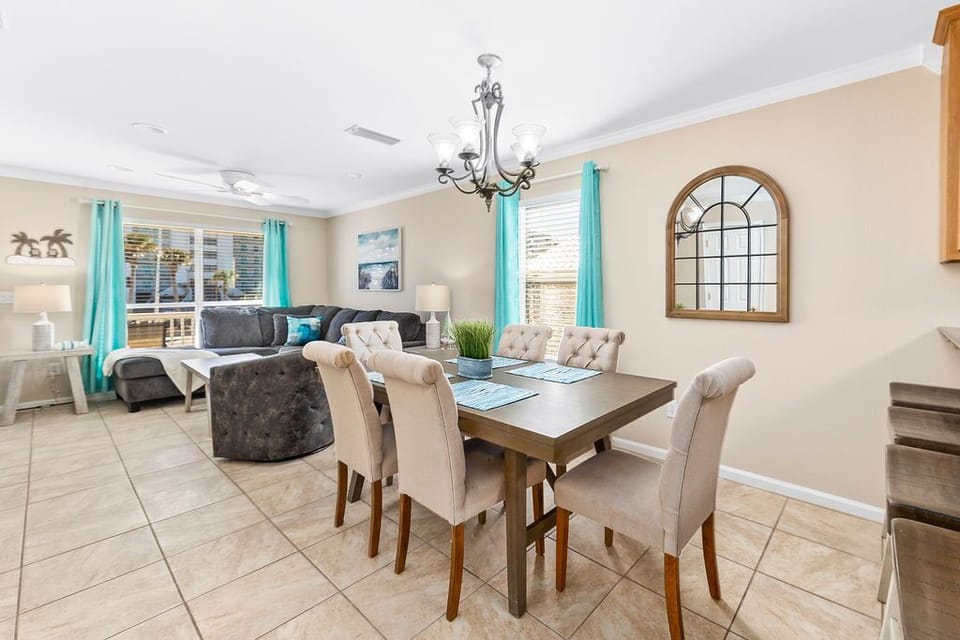 West Dining / Living Room